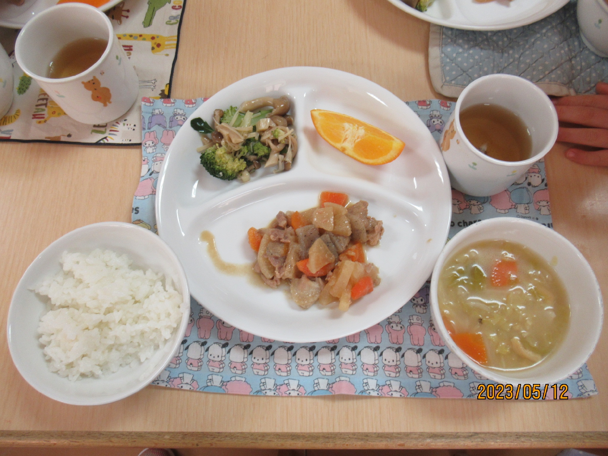 今日の給食5月12日