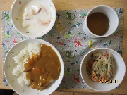 今日の給食とおやつ4月11日