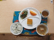 今日の給食3月26日