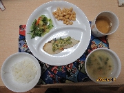 今日の給食4月12日