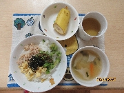 今日の給食とおやつ5月27日
