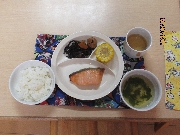 今日の給食とおやつ7月4日