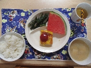 今日の給食とおやつ7月8日