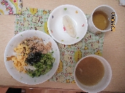 今日の給食とおやつ9月13日
