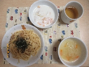 今日の給食とおやつ９月２７日