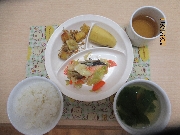 今日の給食とおやつ12月11日
