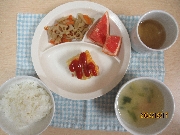 今日の給食とおやつ12月17日