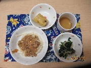 今日の給食とおやつ12月26日
