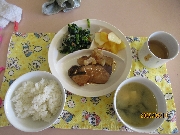 今日の給食とおやつ2月10日