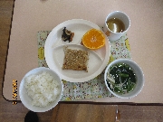 今日の給食とおやつ2月12日