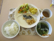 今日の給食とおやつ2月26日