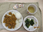 今日の給食とおやつ3月7日