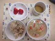 今日の給食とおやつ3月26日