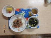 今日の給食とおやつ5月16日