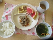 今日の給食とおやつ6月9日
