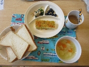 今日の給食とおやつ6月10日